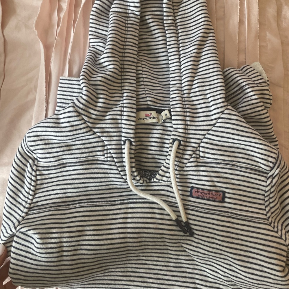 Vineyard Vines Hoodie View 2
